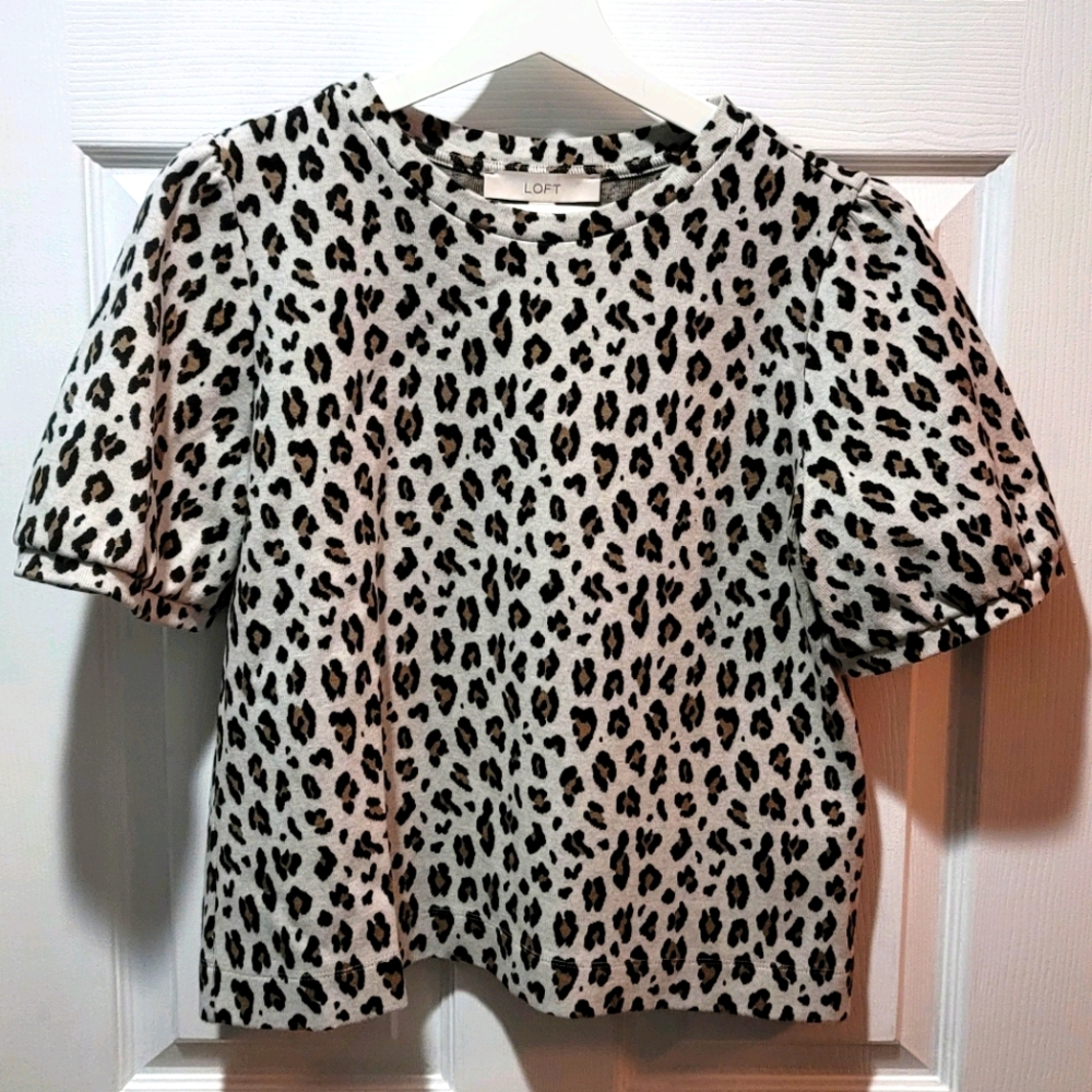 Ann Taylor Loft Leopard Print Cropped Shirt